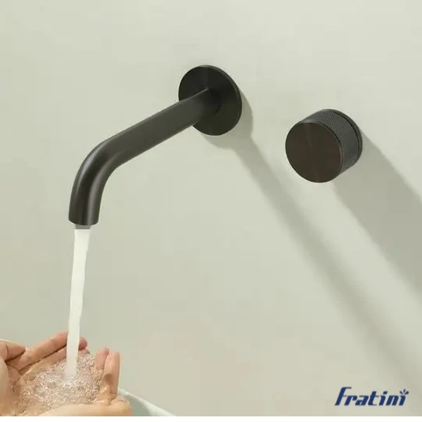 Vòi chậu rửa mặt âm tường Fratini 39041602BK